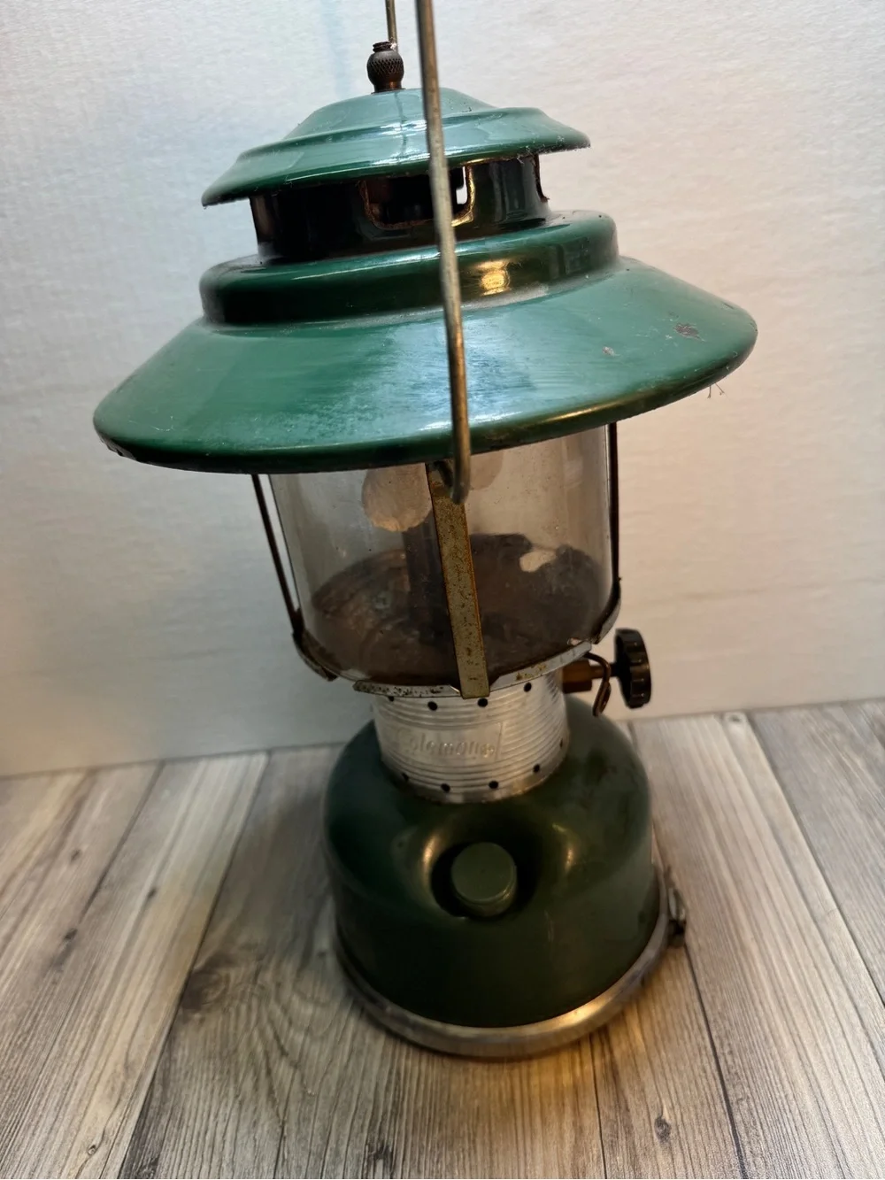 Vintage Coleman 228F Camping Big Hat Double Mantle Green Lantern Gas Lamp